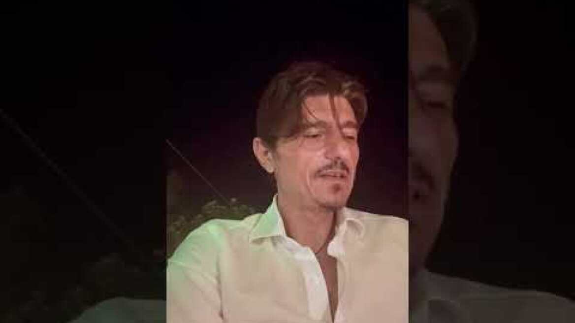 Γιαννακόπουλος - Story