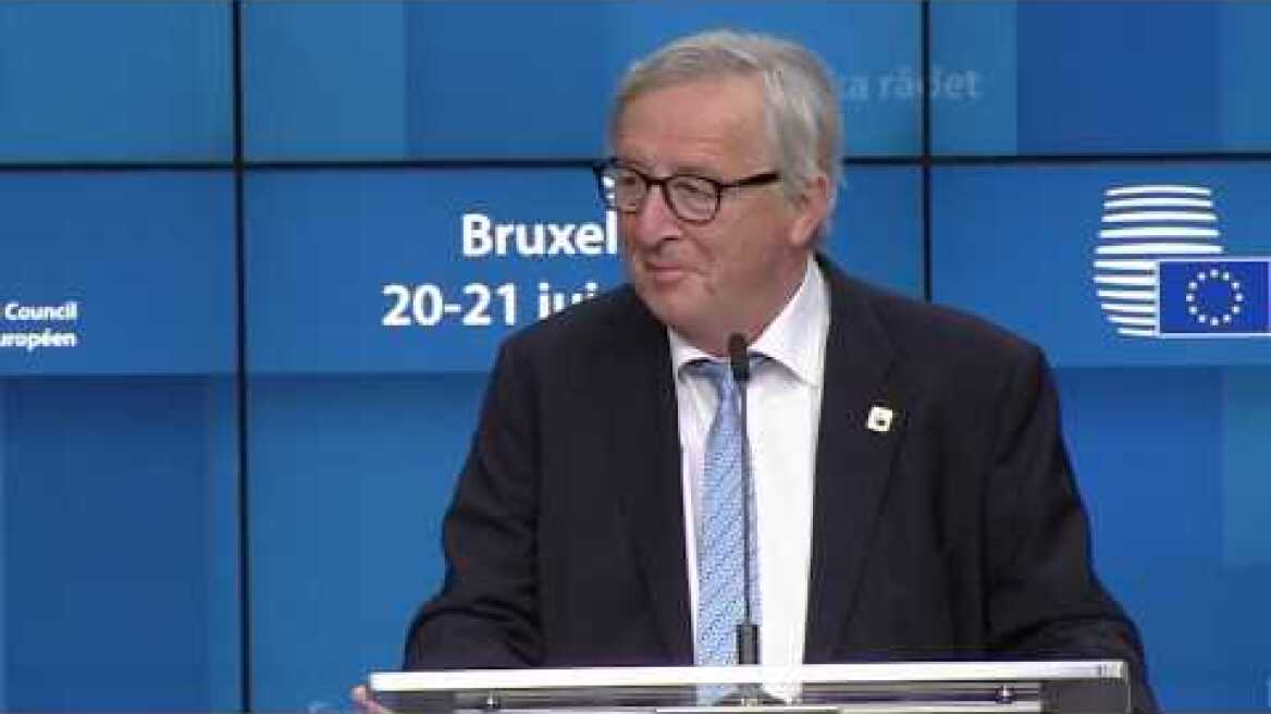 EU's Juncker mocks: "I note with certain amusement that it is not easy to replace me"