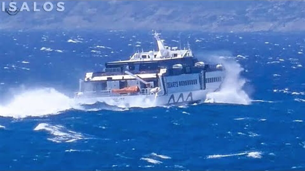 SIFNOS JET in Raugh Aegean Sea | “Μάχη” με τους Βοριάδες στο Αιγαίο!