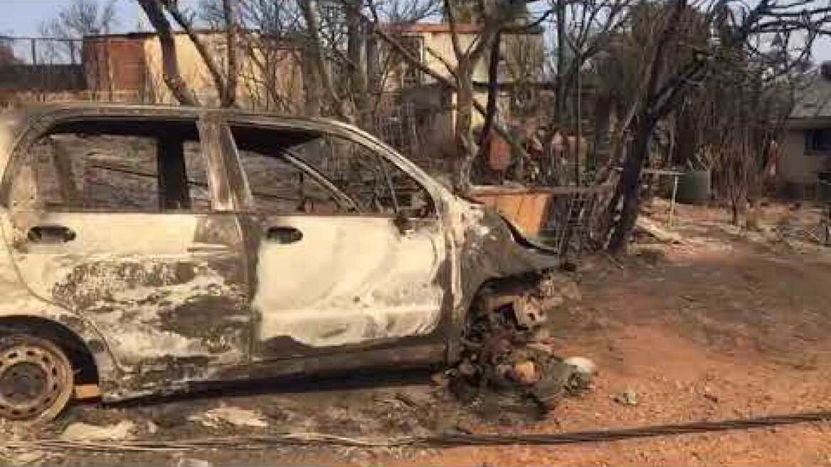 Εικόνες από τη φωτιά στη Μάνδρα, στο χωριό Μικρή Κατερίνη (1)