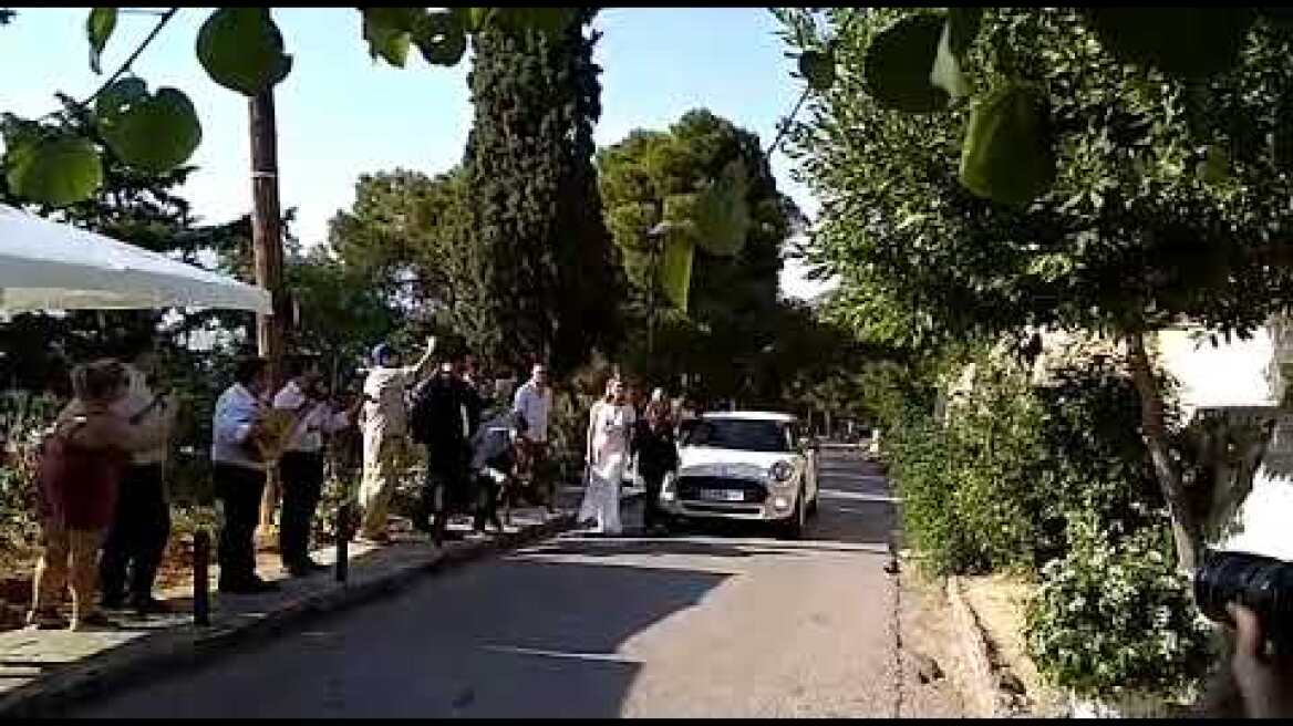 Άφιξη νύφης