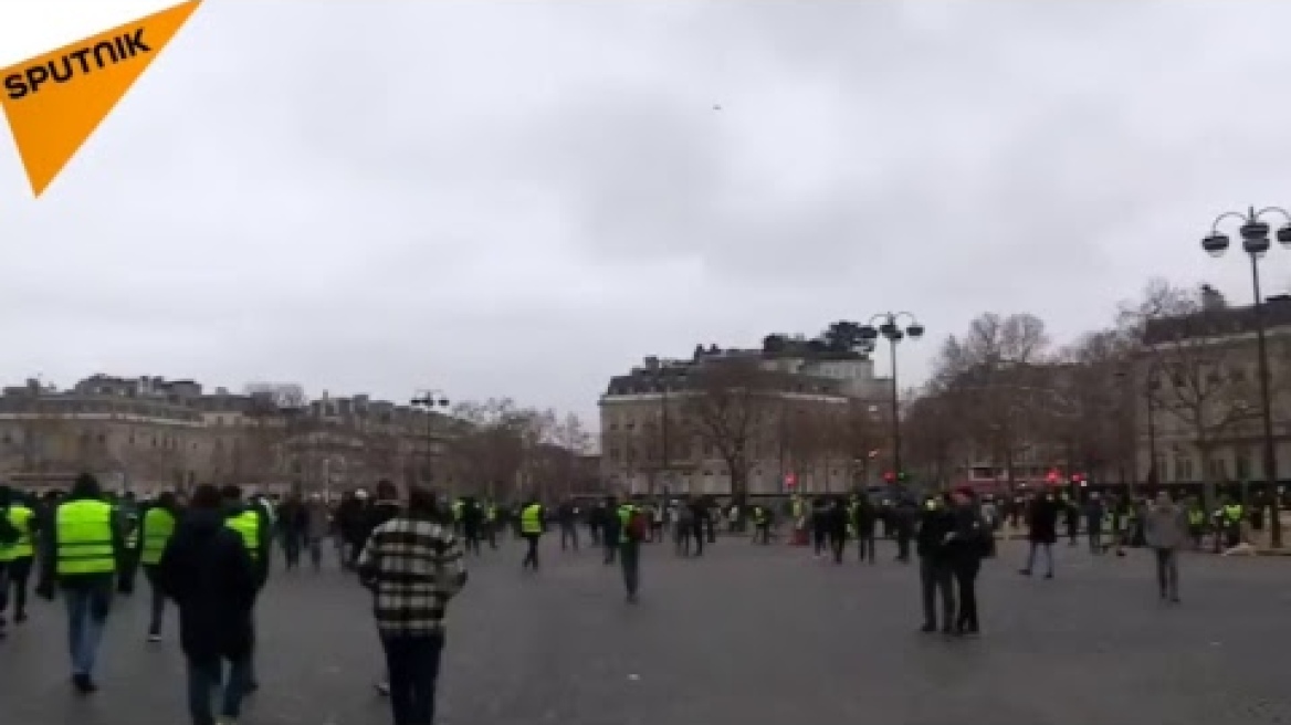 LIVE: 'Yellow Vests' Movement Holding Mass Protest in Paris for Ninth Straight Week