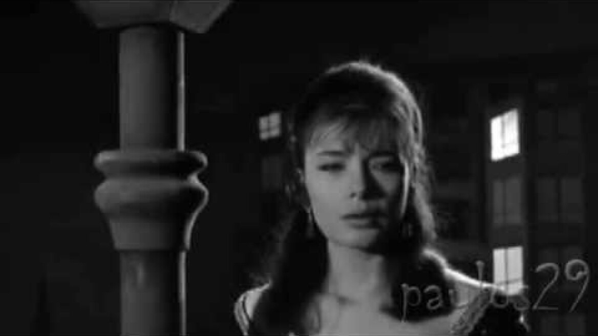 ΔΕΝ ΕΧΕΙ ΑΡΧΗ (Τζένη Καρέζη)