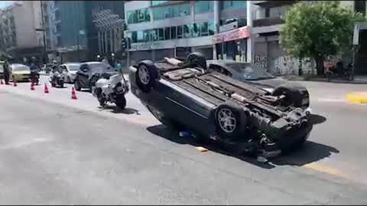 Μεγάλο μποτιλιάρισμα στην Αλεξάνδρας - Αυξημένη η κίνηση από ανατροπή αυτοκινήτου
