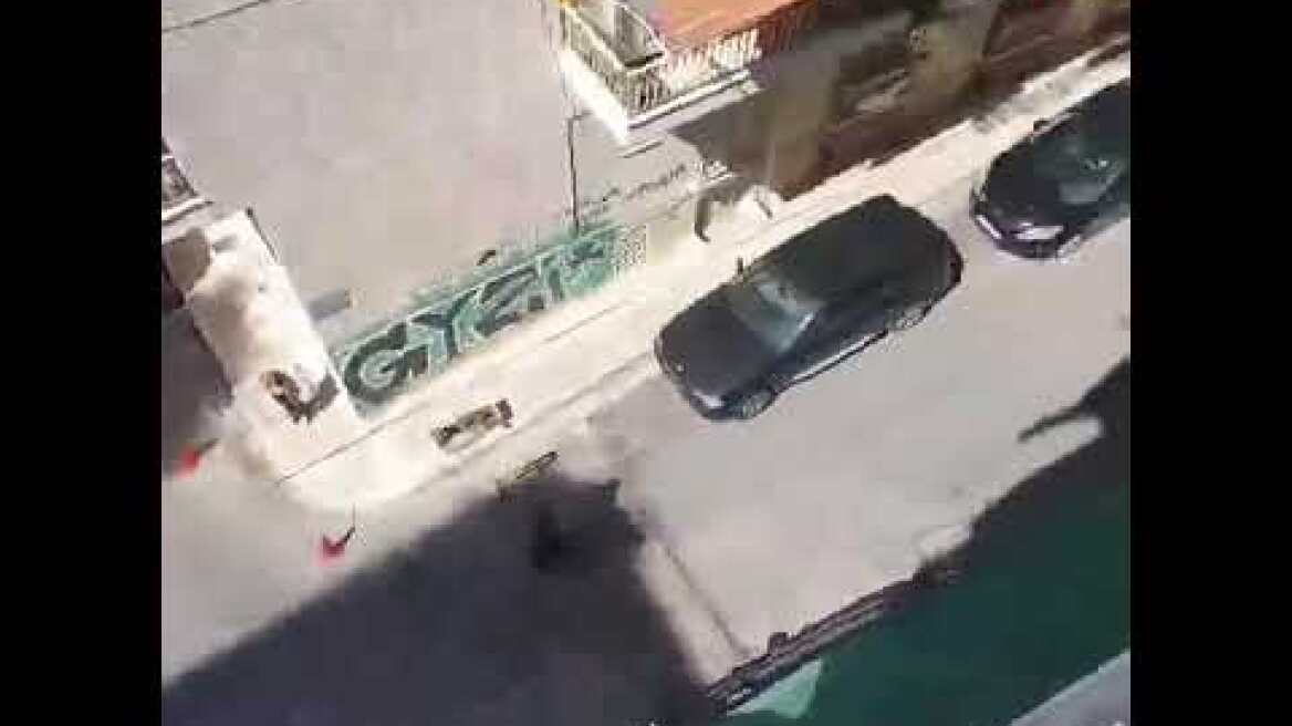 Ρομά: Mπήκαν στο σπίτι 65χρονης στου Γκύζη προσποιούμενοι τους... υπαλλήλους της ΔΕΗ (1)