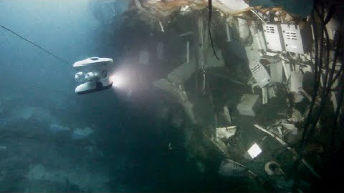 Under vann: Se de store skadene på KNM Helge Ingstad