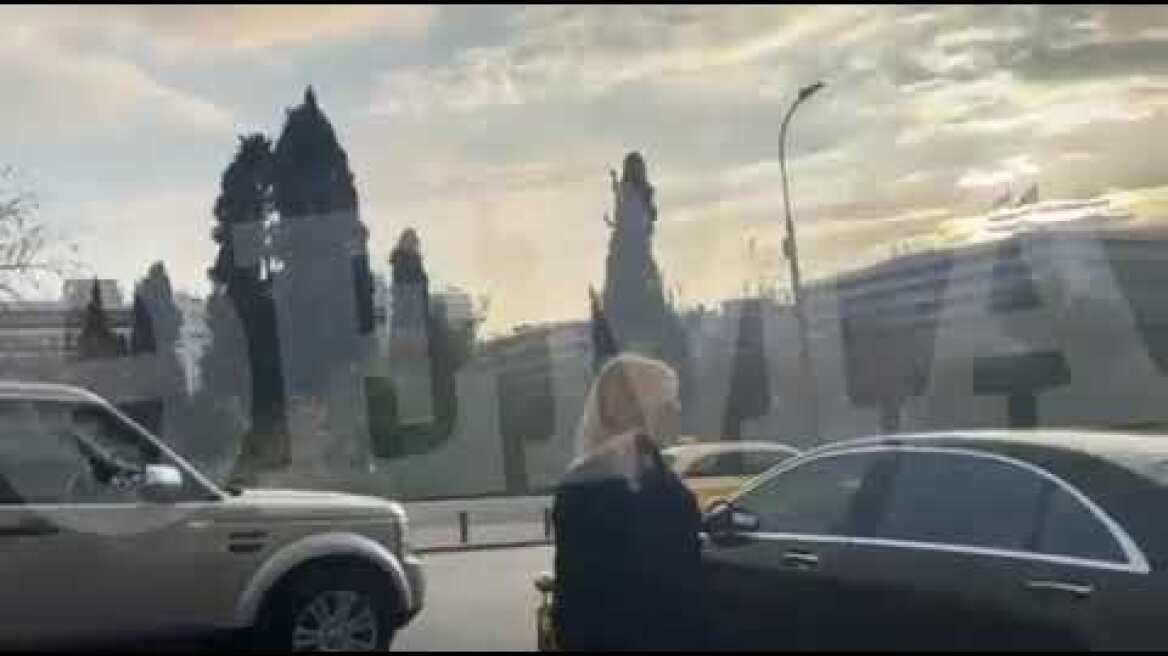 Τέως μνημόσυνο αφίξεις