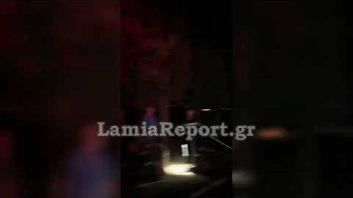 LamiaReport.gr: Έκοψαν τον πλάτανο που πήρε φωτιά στα Καστέλλια