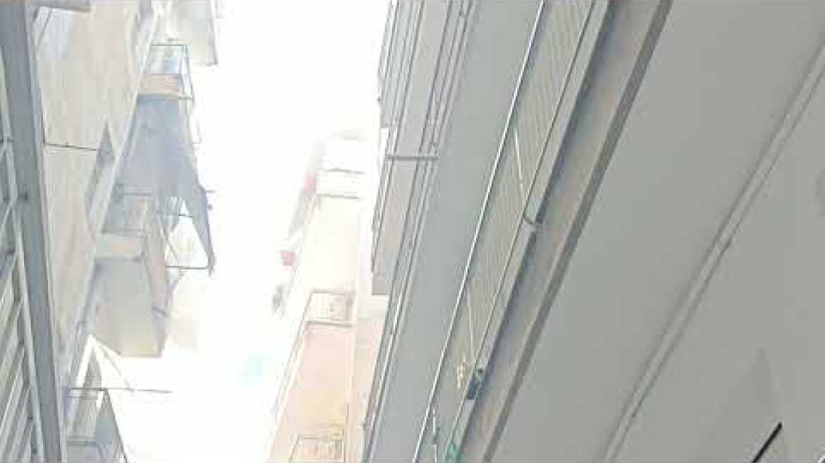 Φωτιά σε διαμέρισμα στην Αγία Τριάδα