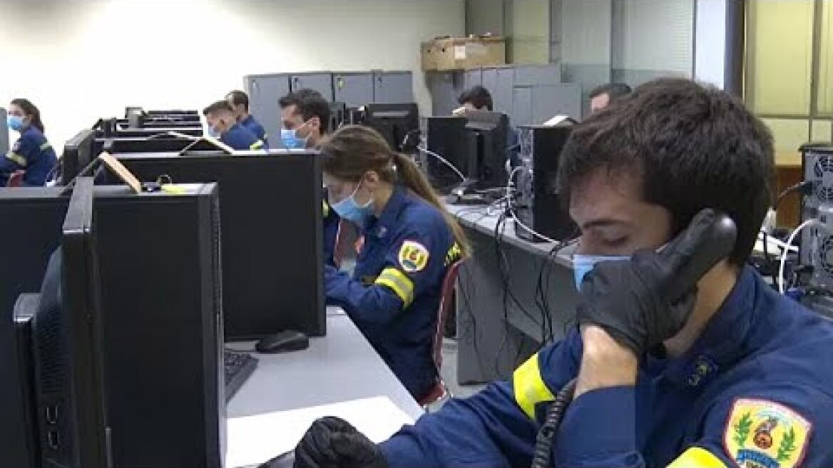 COVID-19: Πώς η Ελλάδα κέρδισε το πρώτο στοίχημα - Αυτοψία στο θάλαμο Πολιτικής Προστασίας…