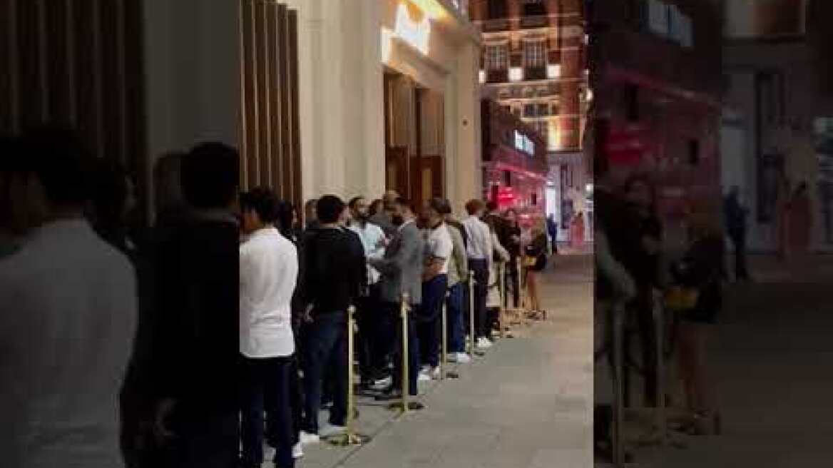 Λονδίνο: Ουρές έξω από το μαγαζί του Νουσρέτ