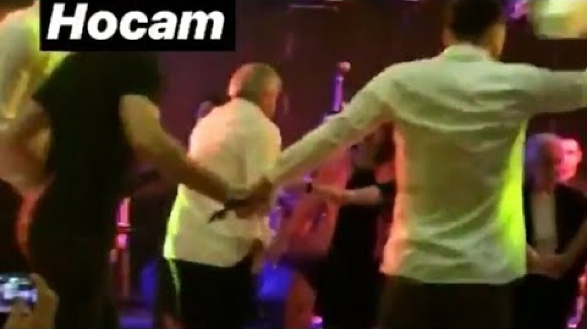 Vesely'nin Liam bebek için düzenlediği gecede Obradovic ve oyuncular döktürüyor ❤