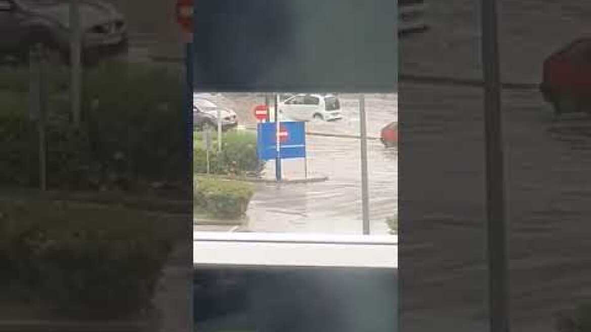 Πλημμύρα Πειραιώς