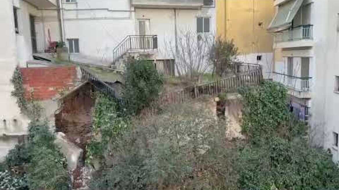 πολυκατοικία στις Συκιές