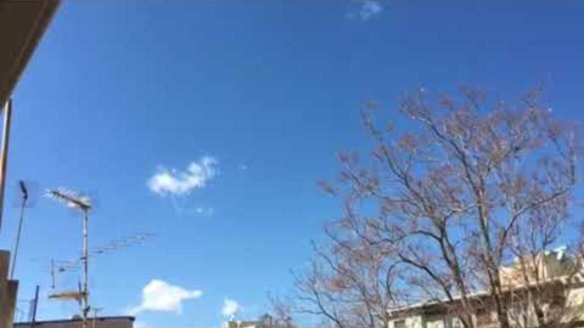 Δοκιμαστικές πτήσεις μαχητικών στην Αθήνα εν όψει 25ης Μαρτίου