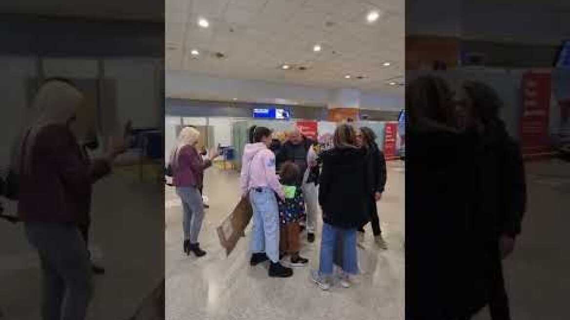 Ήρθε η πτήση με τους 400ους Έλληνες απο το Ντουμπάι