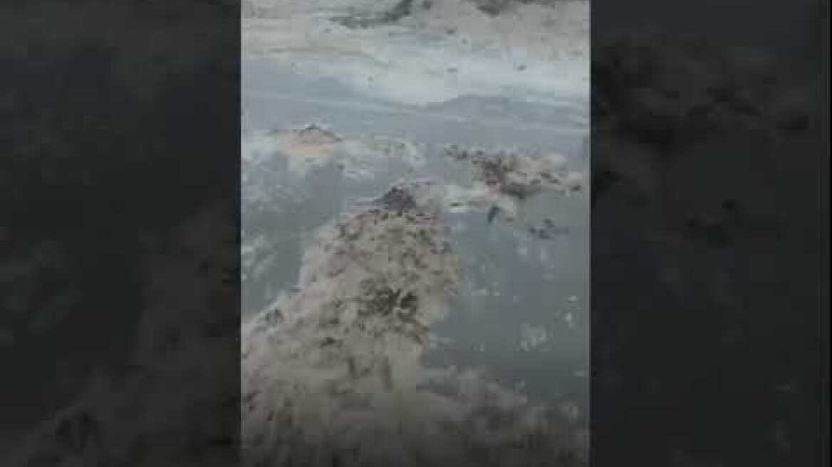 Βγήκε η θάλασσα στη... στεριά στον Αγιόκαμπο