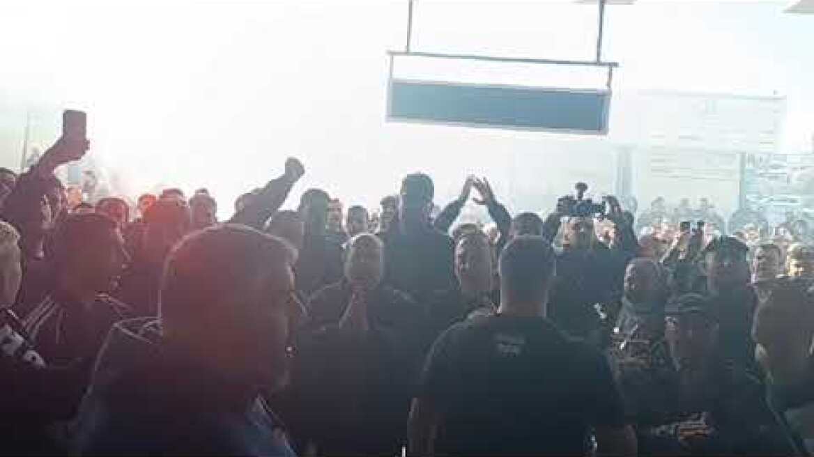 Κοσμοσυρροή στο «Νίκος Καζαντζάκης» για τους θριαμβευτές του ΟΦΗ