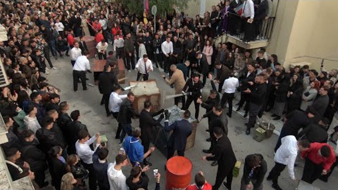 Ζάκυνθος: Έγινε η πρώτη Ανάσταση | Αναπαράσταση του σεισμού στην Μητρόπολη [19/4/25]