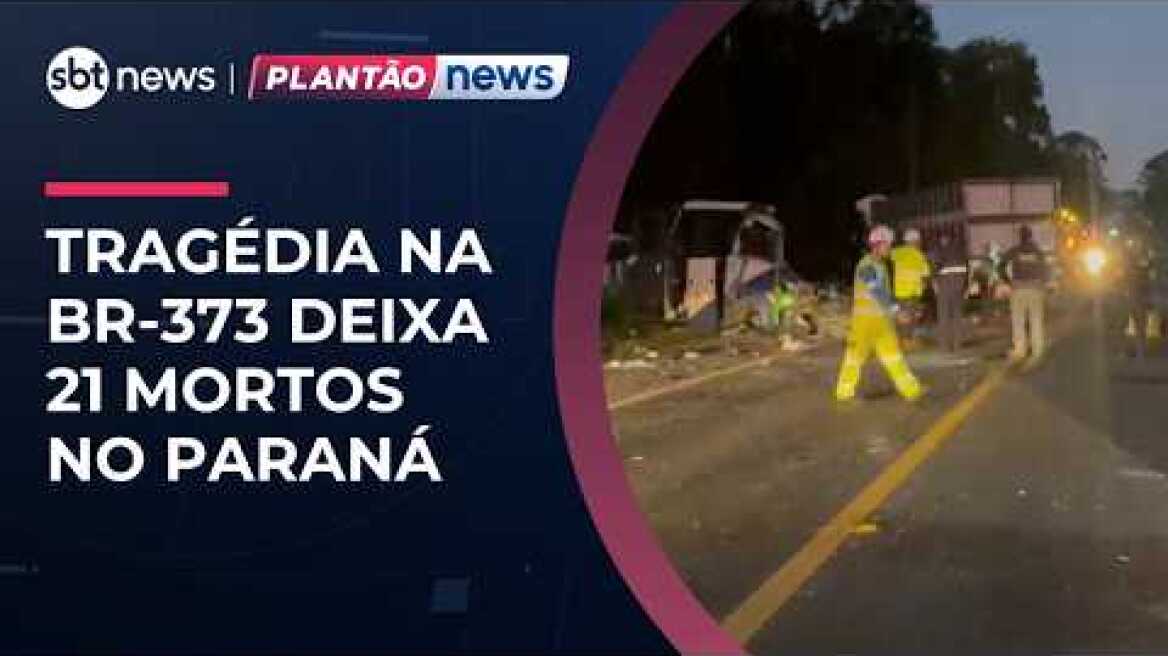 Batida entre ônibus e carreta deixa 21 mortos no Paraná | #NewsPrimeiraEdição