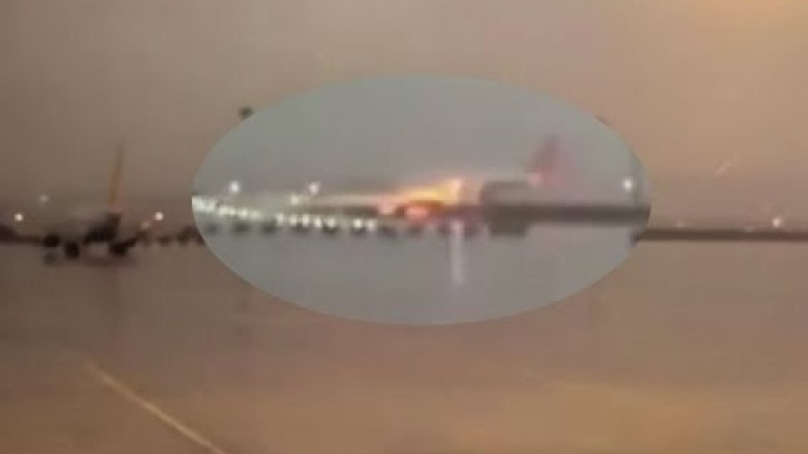 Sabiha Gökçen Havalimanı'nda uçağın pistten çıkma anı güvenlik kameralarına böyle yansıdı