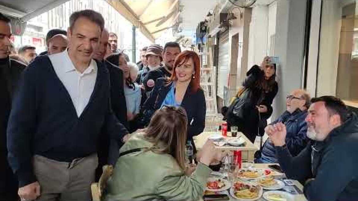 THESSTODAY.GR - «Από Μεγάλη Παρασκευή θα νηστέψετε;» - Το χιουμοριστικό σχόλιο Μητσοτάκη