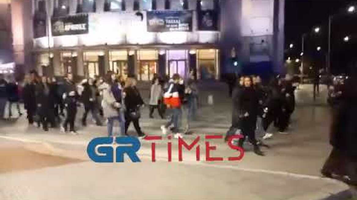 Θεσσαλονίκη: Πορεία κατά του υποχρεωτικού εμβολιασμού