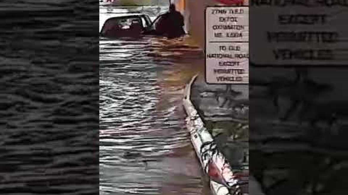 Ρίο: Εγκλωβισμός οδηγού