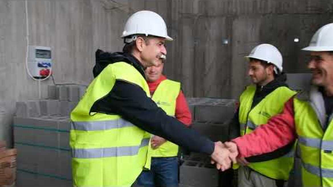 Επίσκεψη Μητσοτάκη σε Βιομηχανική περιοχή της Τρίπολης