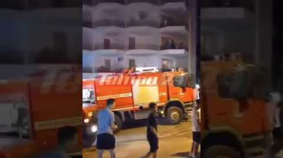 ΠΑΤΡΑ - Φωτιά στην Αρόη