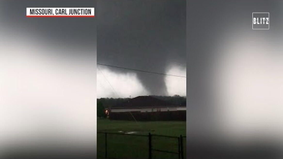 Usa, tornado si abbatte sul Missouri: morti e feriti