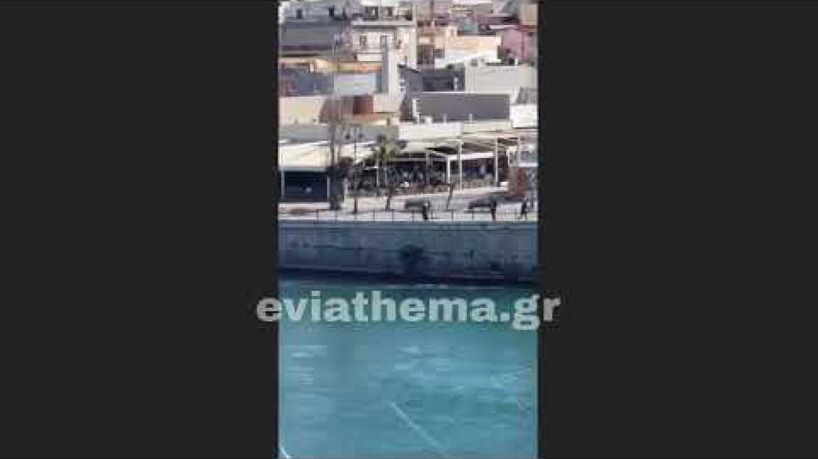 Eviathema.gr - Διαμαρτυρία στη Χαλκίδα για την τραγωδία στα Τέμπη