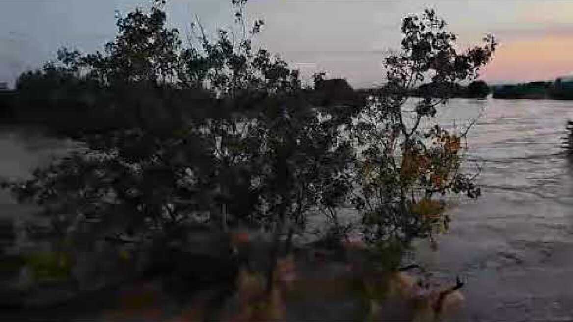 Λάρισα: Στα όριά του ο Πηνειός