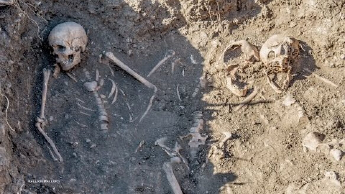 Sinful Skulls?  Αμαρτωλά Κρανία;