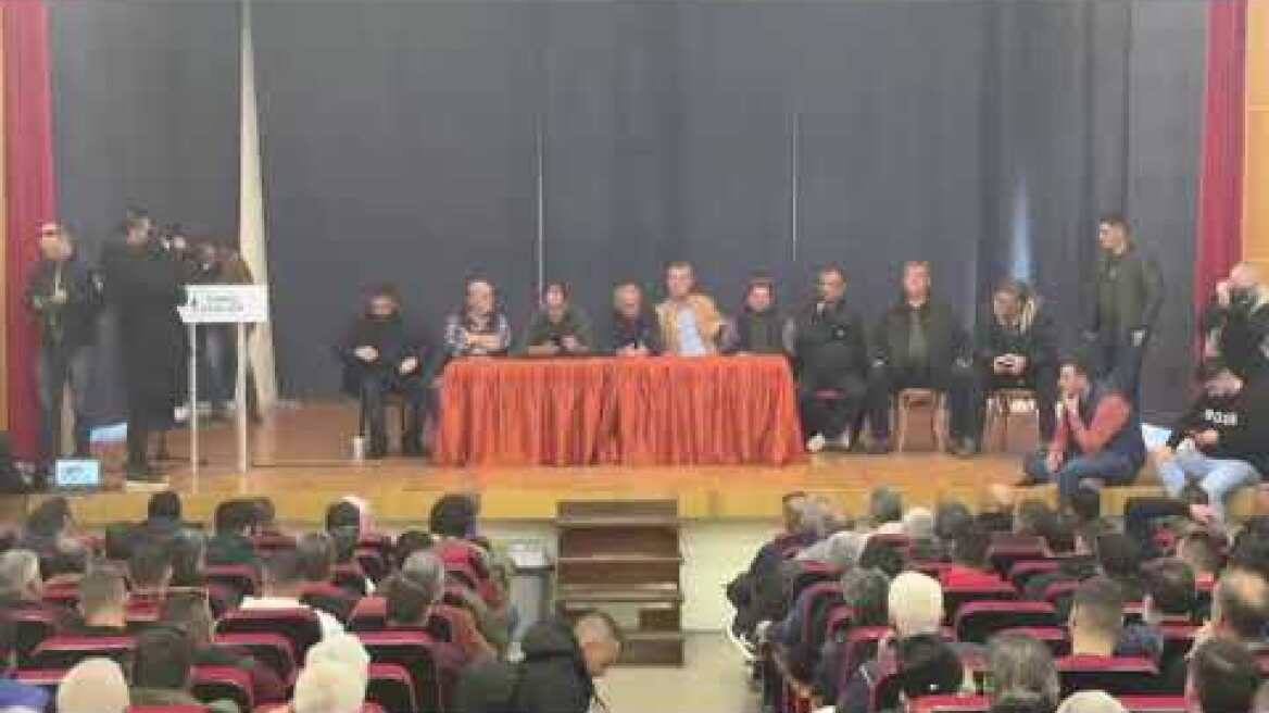 Συνεδριάζουν οι αγρότες στη Νίκαια