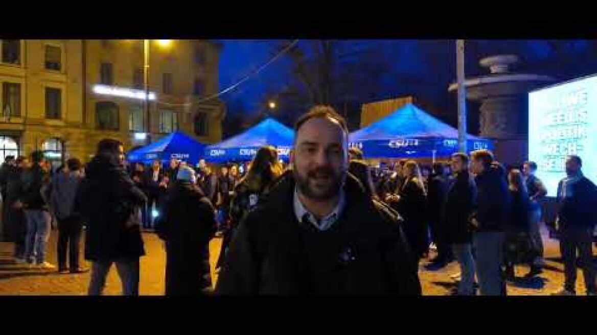 Ανταπόκριση του Γιάννη Χαραμίδη από το εκλογικό περίπτερο του CSU