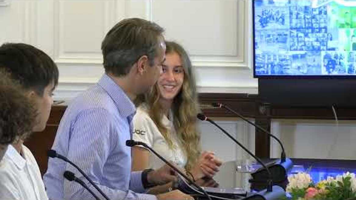 Μητσοτάκης με Εθνική Ομάδα Ρομποτικής