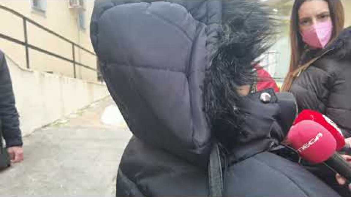 Θεία 17χρονης