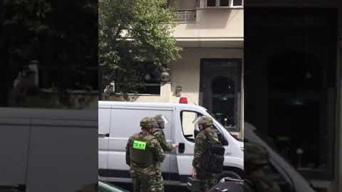 Πλάνα από το διαμέρισμα στην οδό Σκουφά (2)