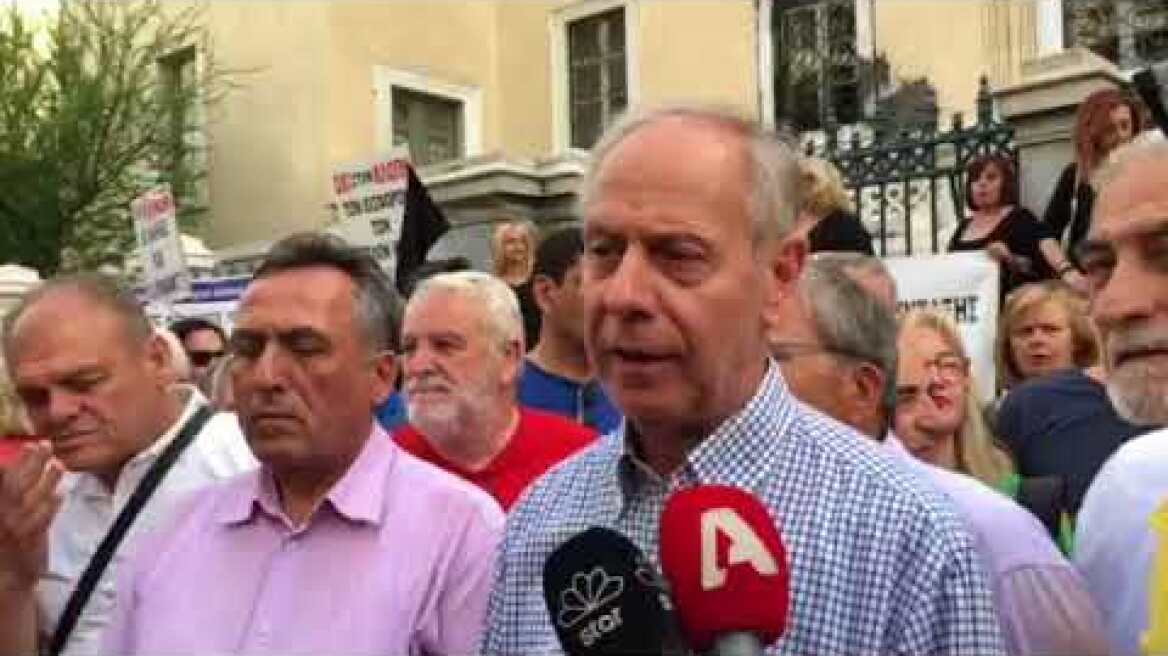 Βασίλης Ροζής εκπρόσωπος αποστράτων αξιωματικών