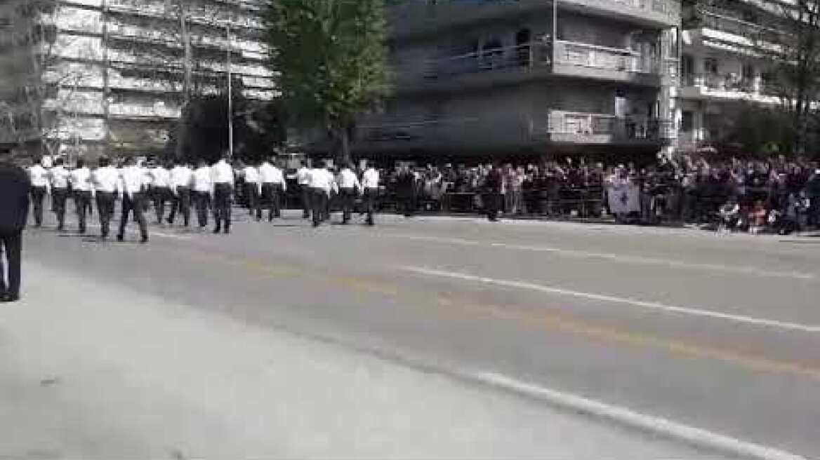 Μακεδονια Ξακουστή τραγουδούν μαθητές