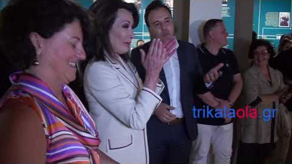 Γιάννα Αγγελοπούλου Τρίκαλα ακούει τραγούδια ζωντανή ορχήστρα Μουσείο Τσιτσάνη Τρίτη 23 6 2020