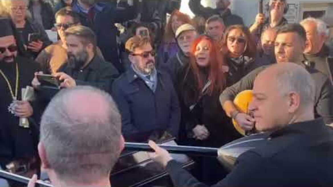 Βίντεο τραγούδι κηδεία Καίτη Γκρευ