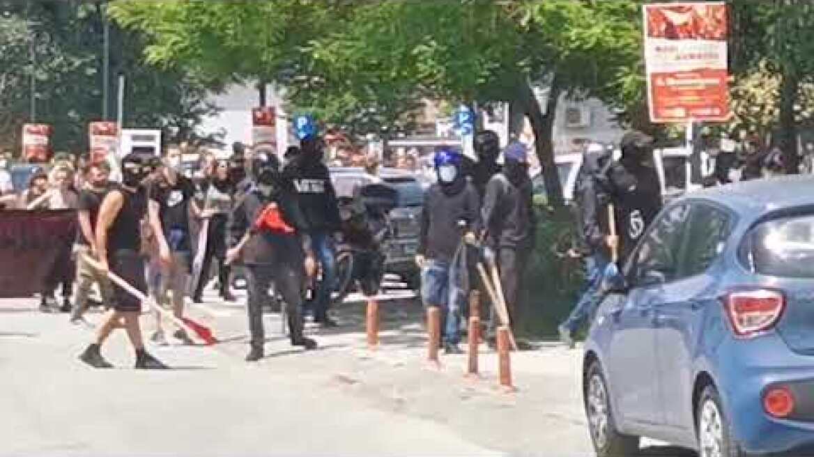 ΑΠΘ: Επεισόδια με την Αστυνομία για τα έργα κατασκευής της Βιβλιοθήκης (2)