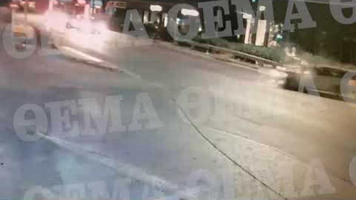 Βίντεο-ντοκουμέντο το τροχαίο στην Κηφισίας με δύο τραυματίες