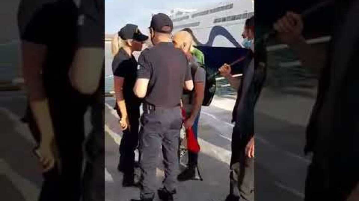 Ένταση στο λιμάνι του Πειραιά 3/6/2021