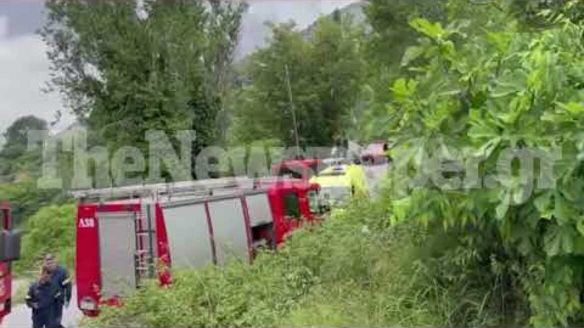 Αυτοκίνητο έπεσε σε γκρεμό στο Πήλιο