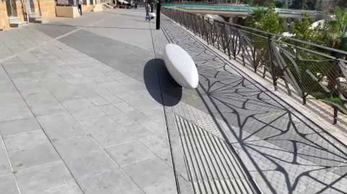 Τα νέα παγκάκια στην Πλατεία Ελευθερίας