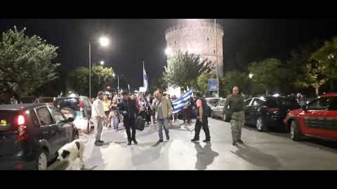 Thestival Πορεία κατά του υποχρεωτικού εμβολιασμού