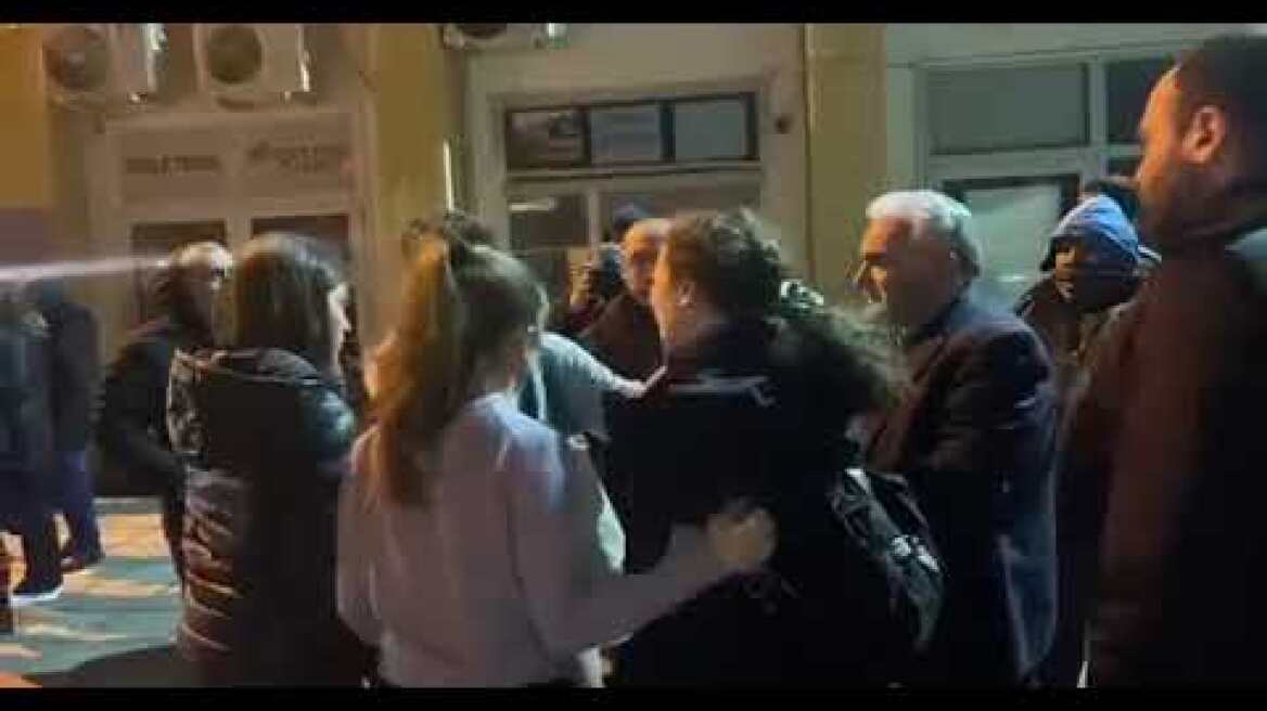 Συγγενείς επιβατών (3)